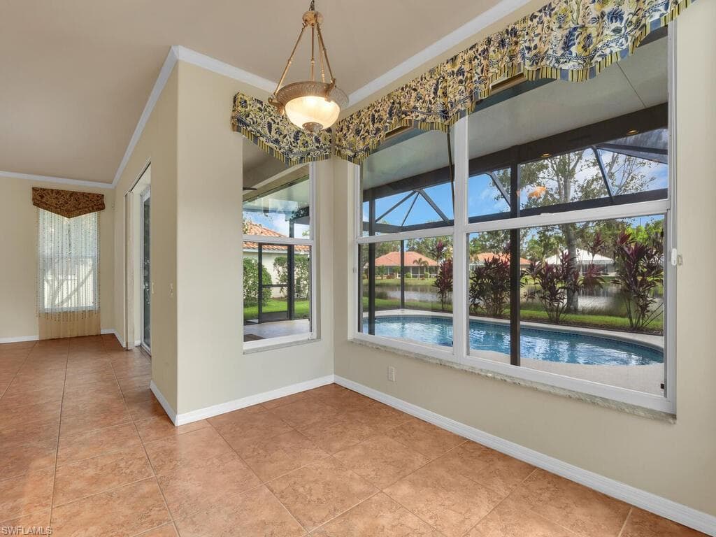 11771 Pinewood Lakes DR, FORT MYERS FL 33913-11