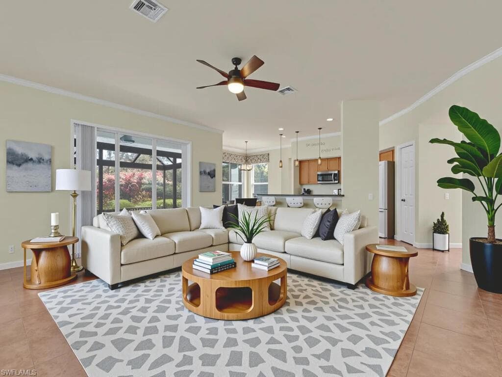 11771 Pinewood Lakes DR, FORT MYERS FL 33913-2