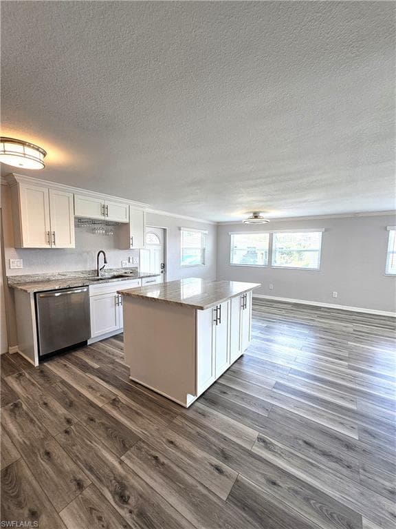 239 Tangerine DR, FORT MYERS FL 33905-5