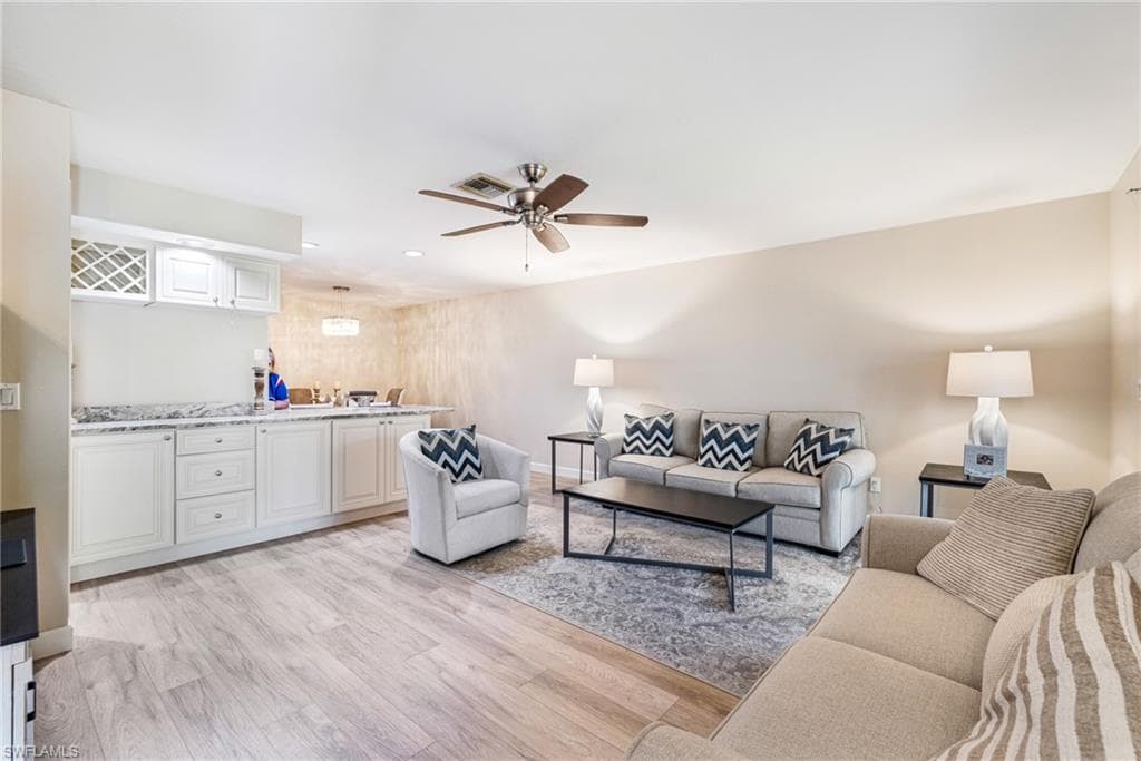 17025 Golfside CIR 303-6