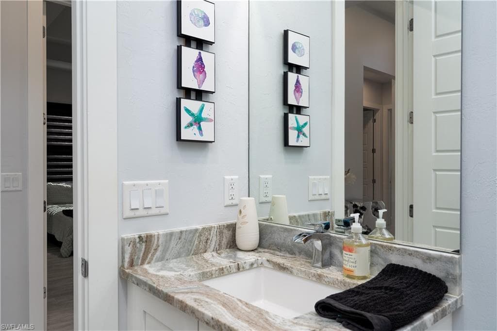 198 2nd ST, BONITA SPRINGS FL 34134-25