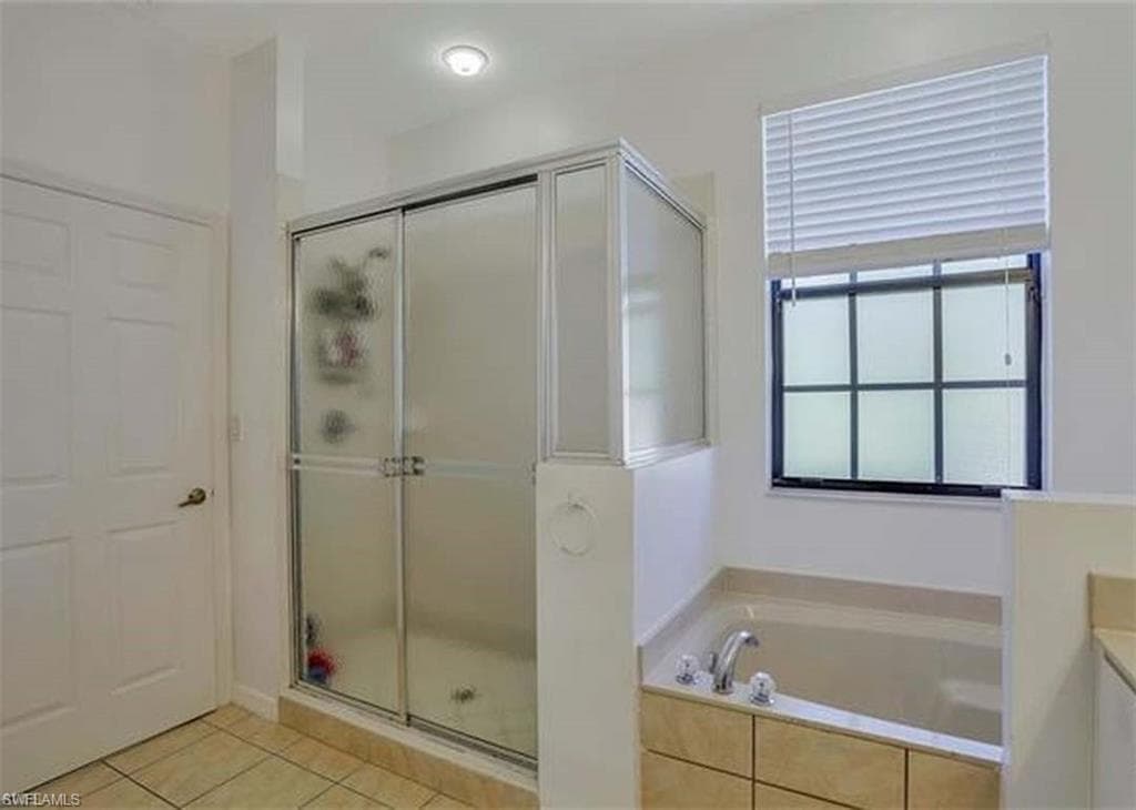 14751 Pinnacle PL, NAPLES FL 34119-6