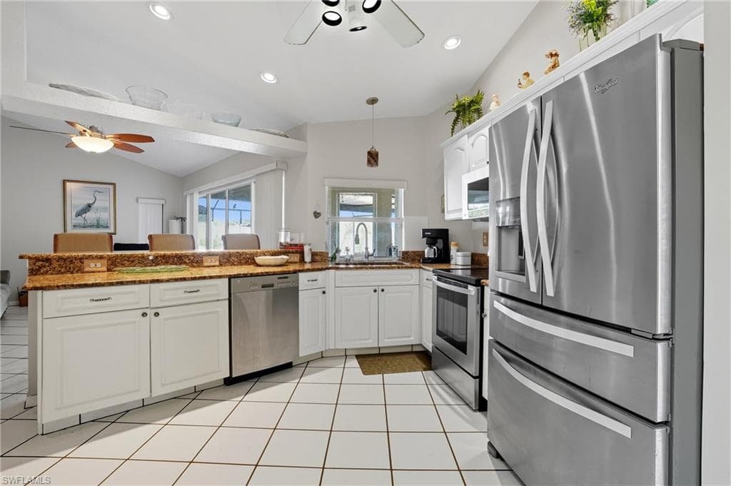 3626 Kent DR, NAPLES FL 34112-6