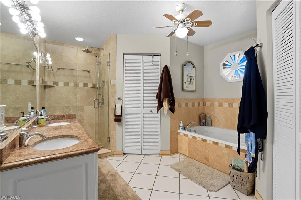 3626 Kent DR, NAPLES FL 34112-14