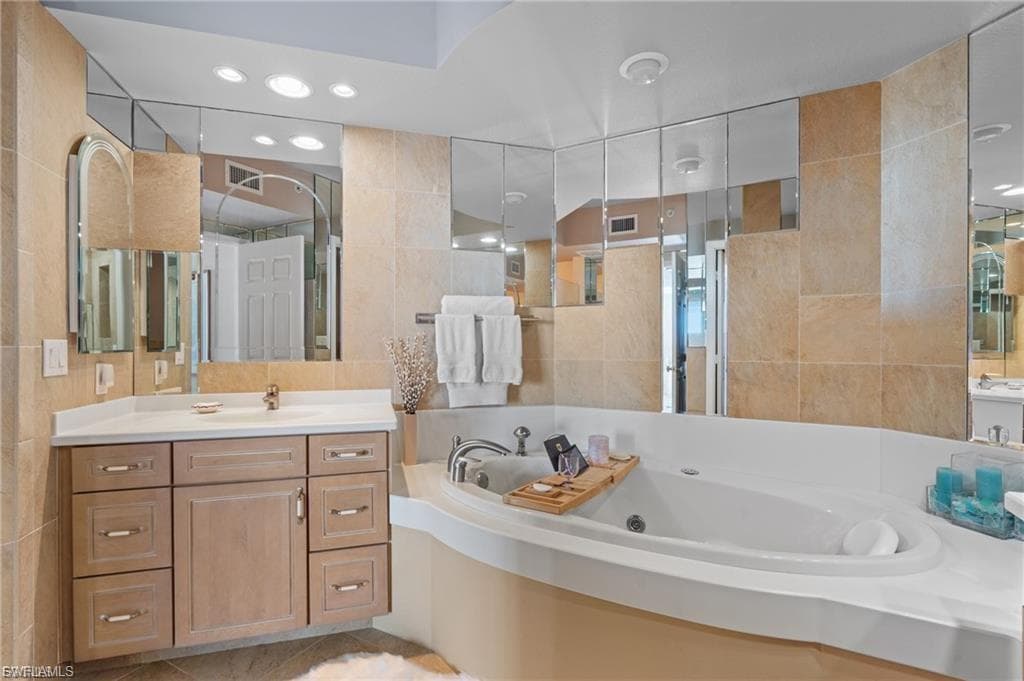 12701 Mastique Beach BLVD # 1601, FORT MYERS FL 33908-17