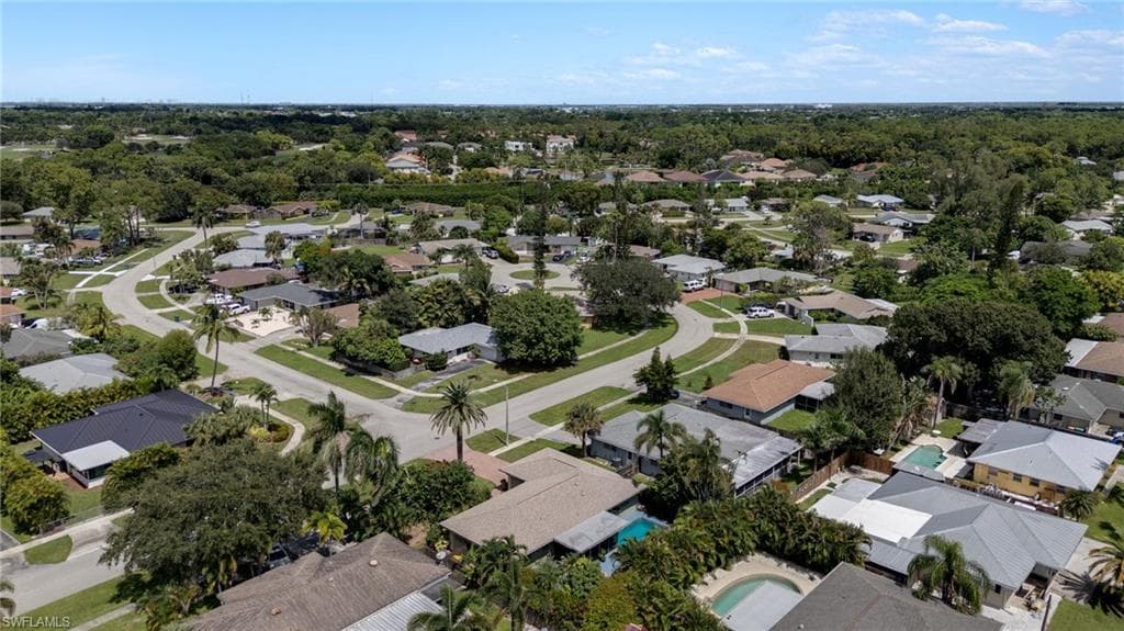 3523 Santiago WAY, NAPLES FL 34105-33