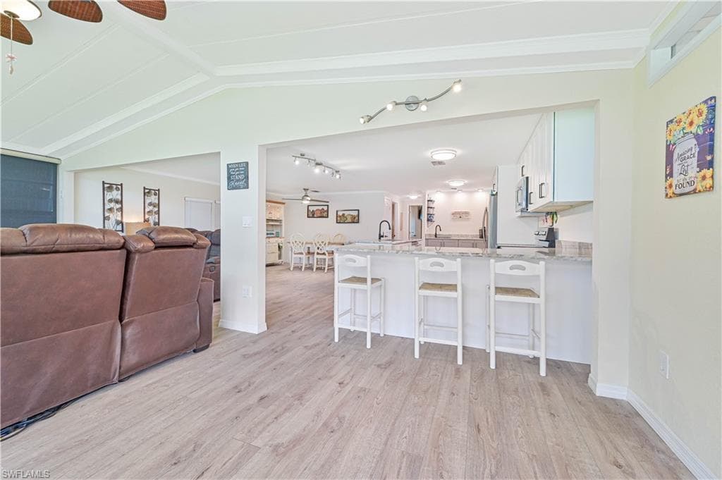 108 Windjammer WAY, FORT MYERS FL 33908-15