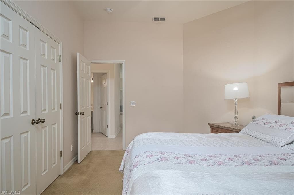 2250 Grove DR, NAPLES FL 34120-21