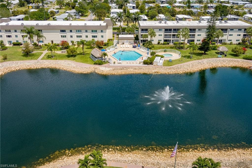 1008 Manatee RD # G104, NAPLES FL 34114-31