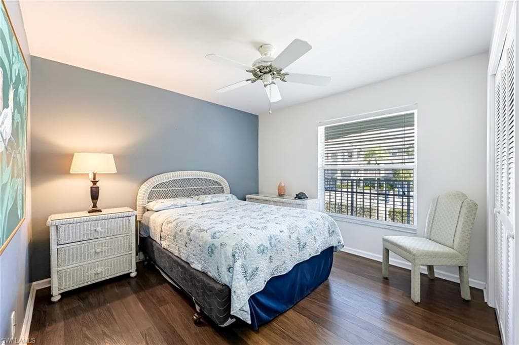 509 Roma CT # 202, NAPLES FL 34110-12