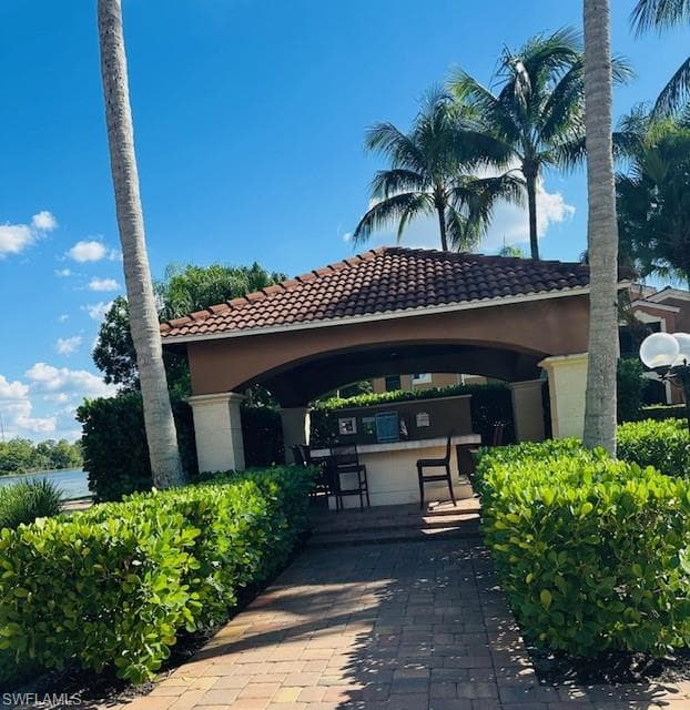1210 Reserve WAY # 204, NAPLES FL 34105-28