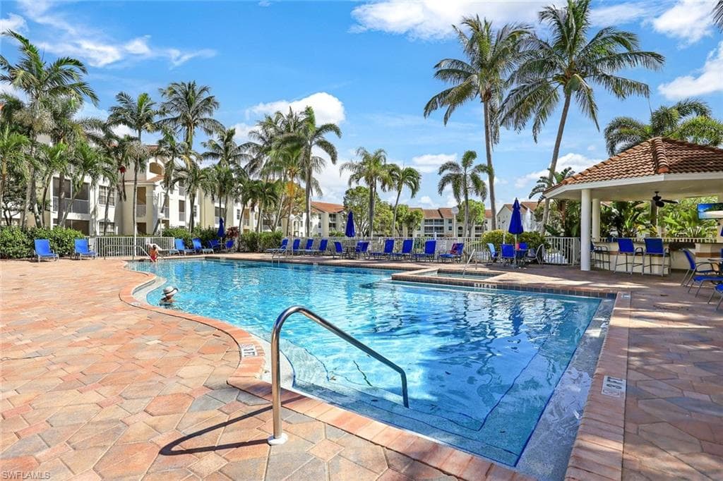 4630 Saint Croix LN # 831, NAPLES FL 34109-16