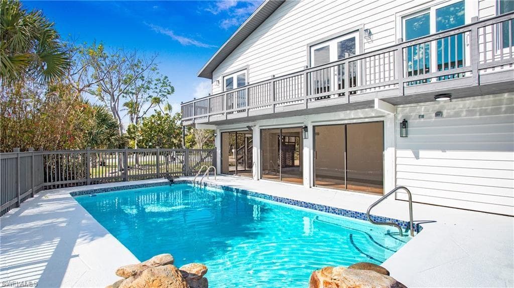 9416 Yucca CT, SANIBEL FL 33957-1