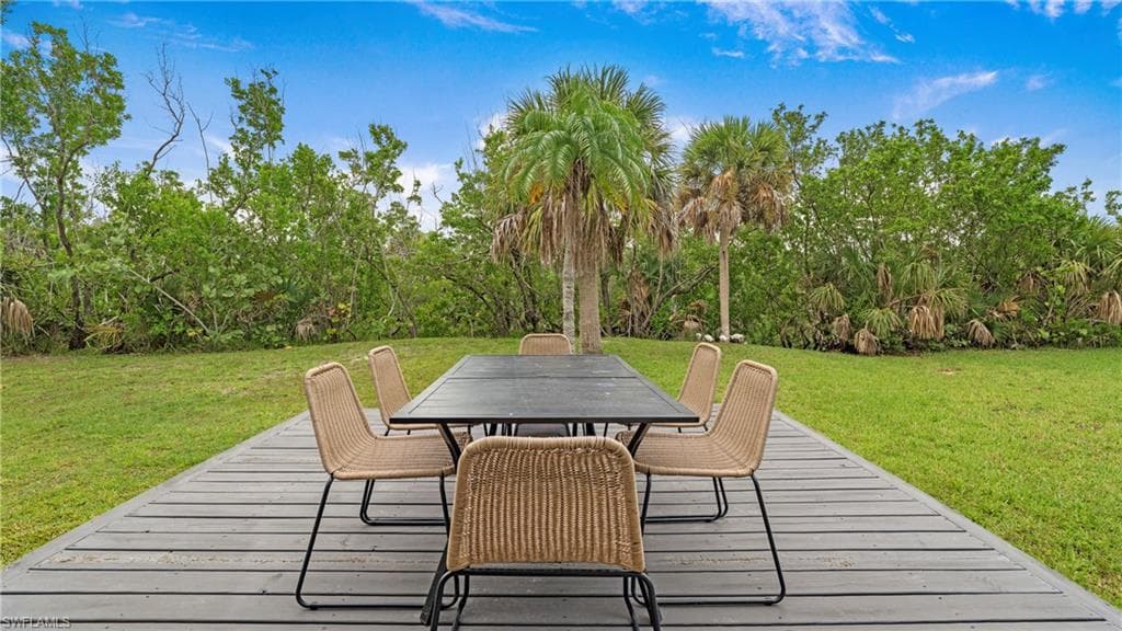 9416 Yucca CT, SANIBEL FL 33957-36