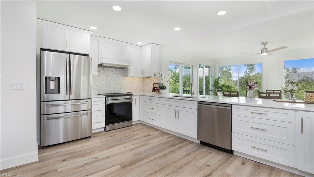 9416 Yucca CT, SANIBEL FL 33957-10