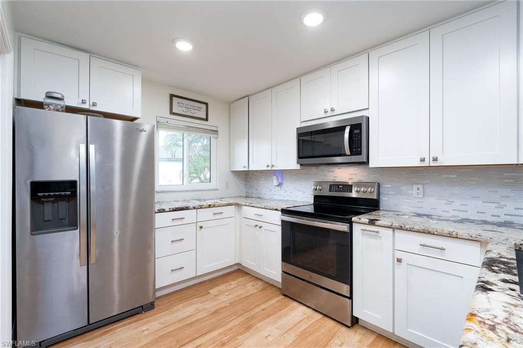 14380 Hampton Lake CT, FORT MYERS FL 33908-18