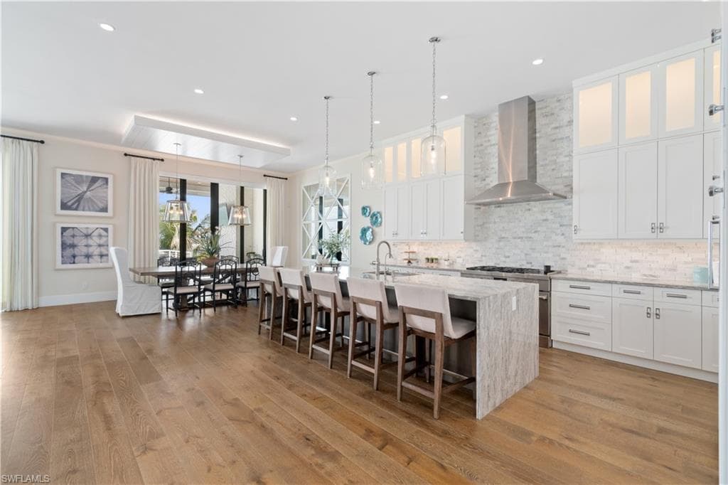 160 Little Carlos LN, FORT MYERS BEACH FL 33931-7