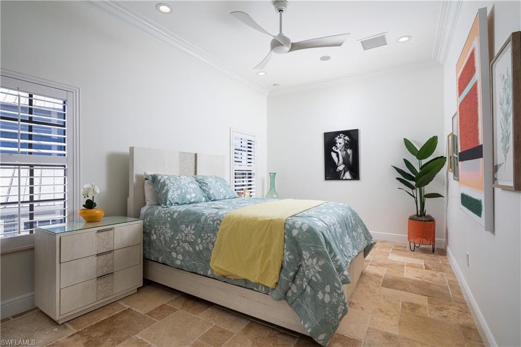 391 Palermo CIR, FORT MYERS BEACH FL 33931-44