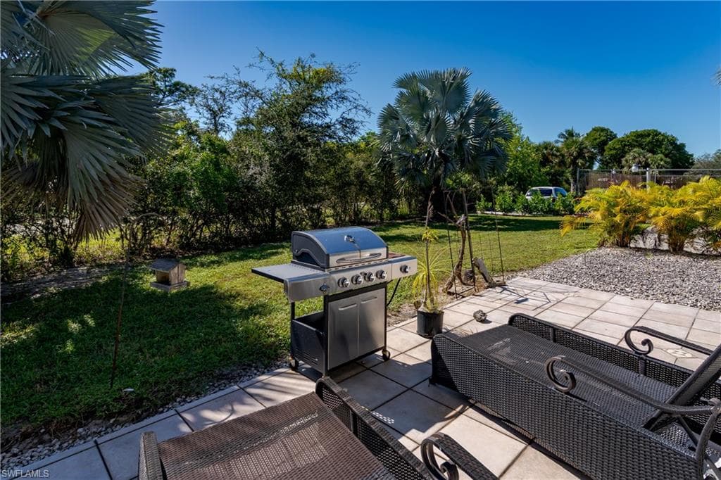 20 Watercolor WAY, NAPLES FL 34113-4