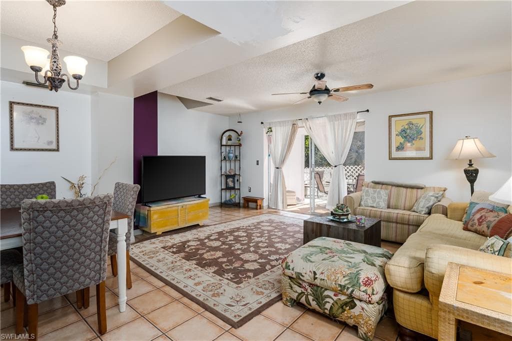 20 Watercolor WAY, NAPLES FL 34113-8