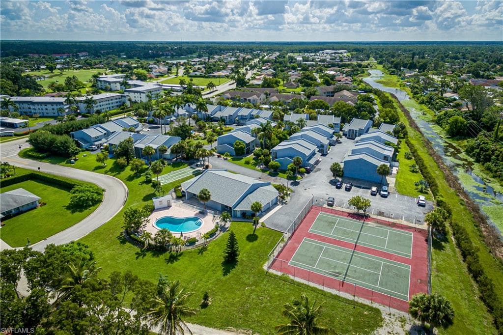20 Watercolor WAY, NAPLES FL 34113-37