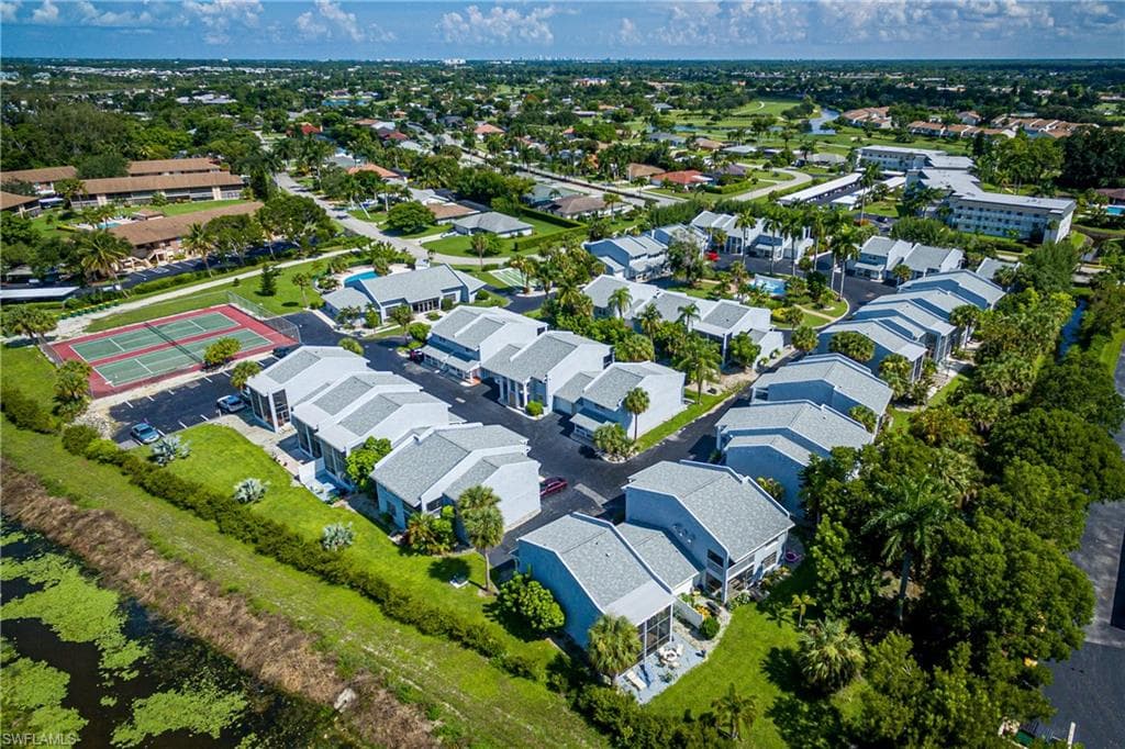 20 Watercolor WAY, NAPLES FL 34113-40