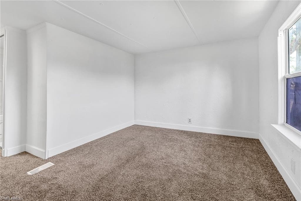 120 Grassy Key LN # 38, NAPLES FL 34114-11