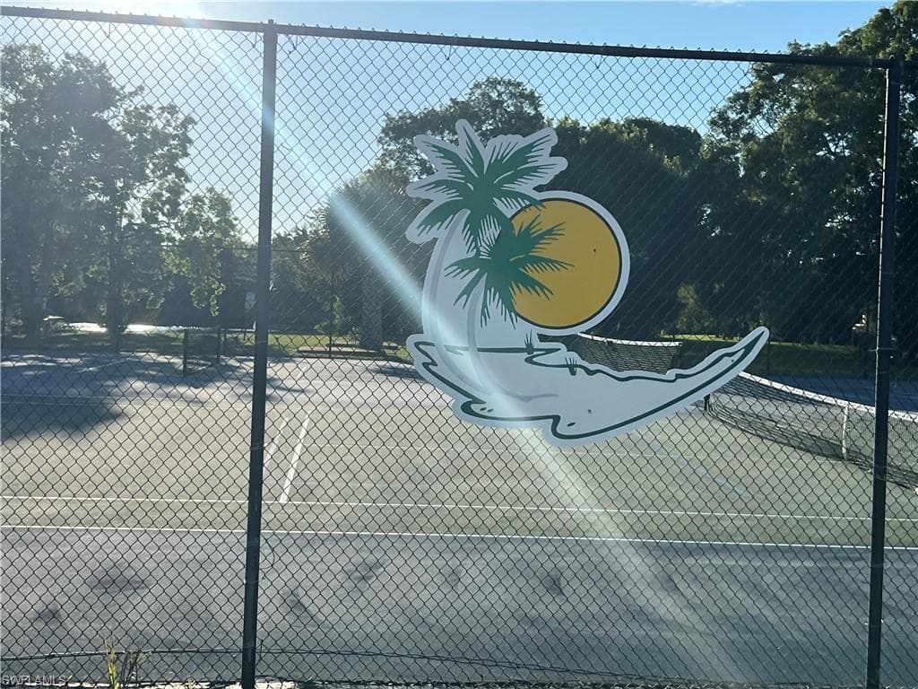 120 Grassy Key LN # 38, NAPLES FL 34114-19