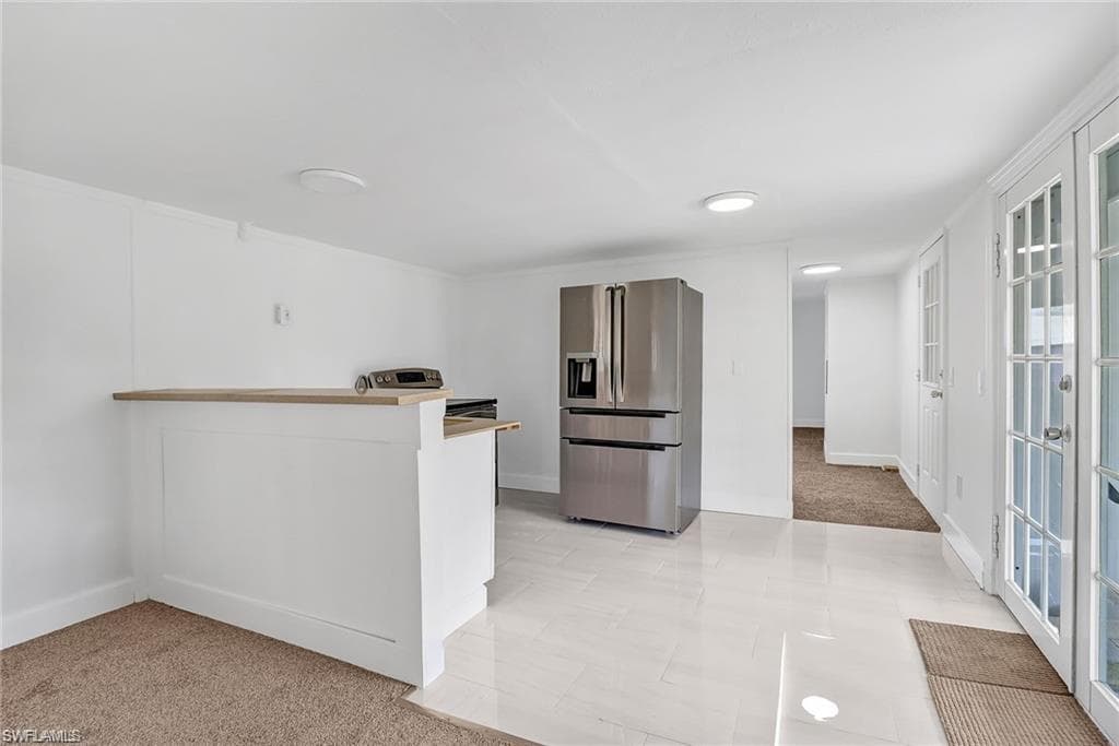 120 Grassy Key LN # 38, NAPLES FL 34114-9