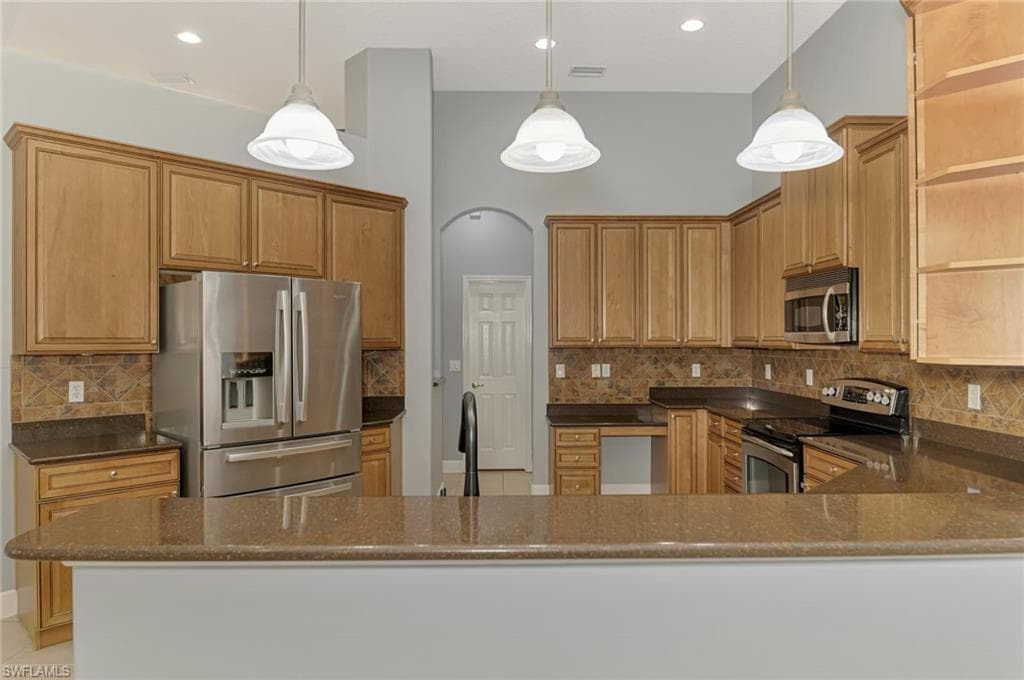 14711 2nd Avenue CIR NE, BRADENTON FL 34212-37