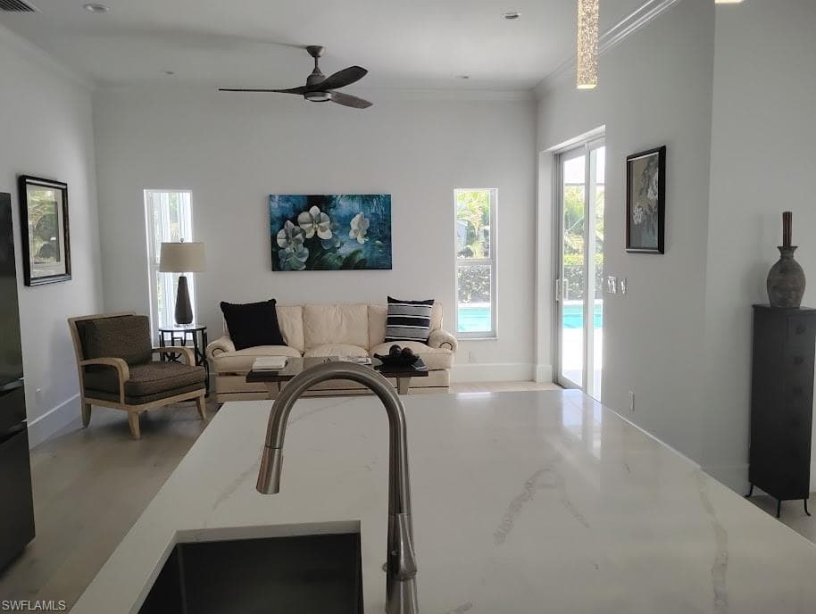 1909 Fairfax CIR, NAPLES FL 34109-11