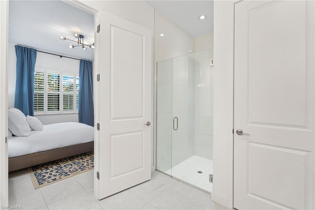 14875 Loggerhead DR, NAPLES FL 34120-14