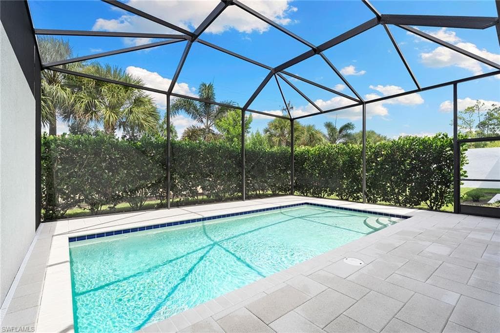 14875 Loggerhead DR, NAPLES FL 34120-18