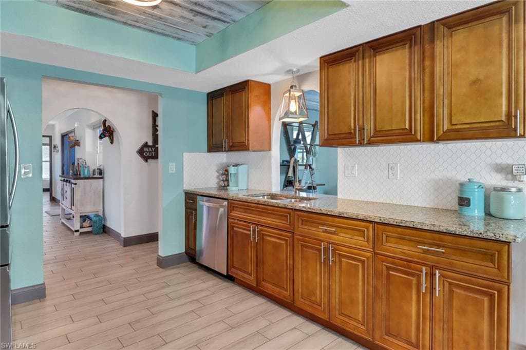 23088 Allen AVE, PUNTA GORDA FL 33980-5