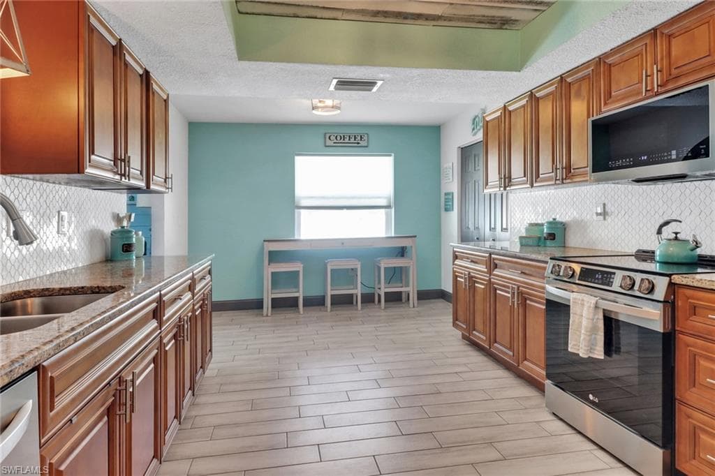 23088 Allen AVE, PUNTA GORDA FL 33980-3