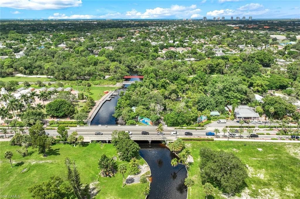 27281 Buccaneer DR, BONITA SPRINGS FL 34135-17