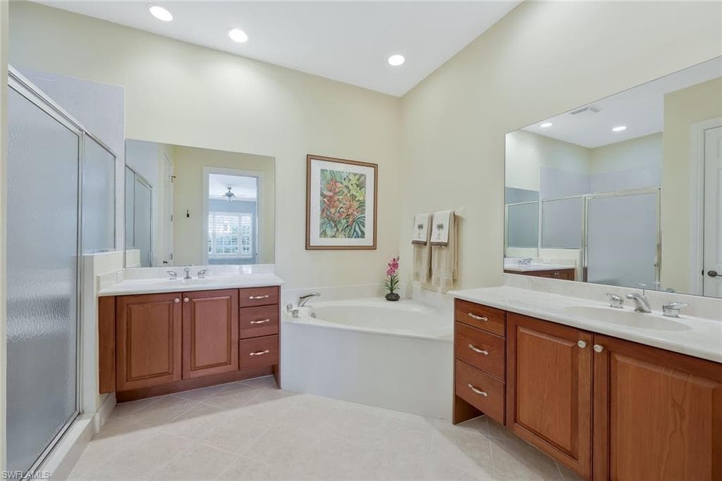 5012 Maxwell CIR # 101, NAPLES FL 34105-13