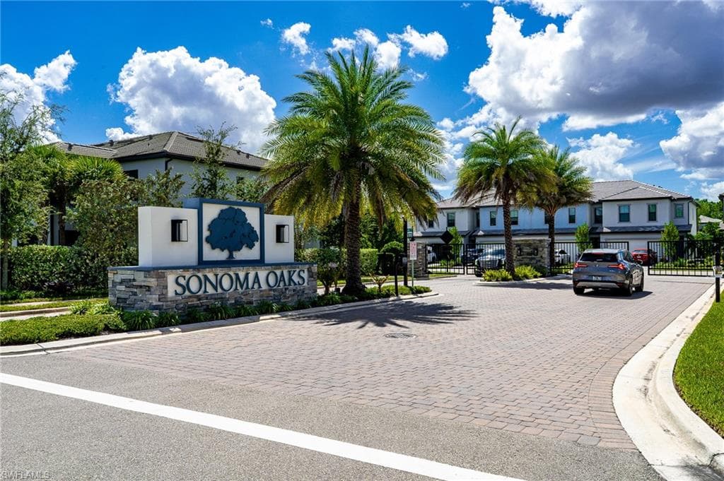 4263 Sonoma Oaks CIR, NAPLES FL 34119-2