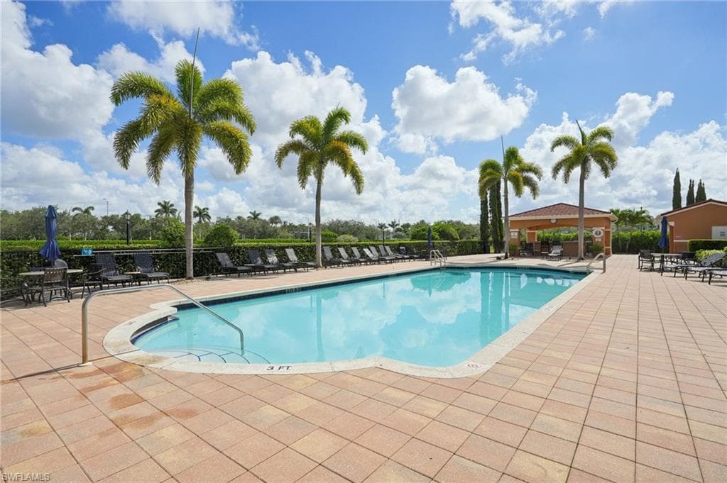 1875 Florida Club DR # 7107, NAPLES FL 34112-25
