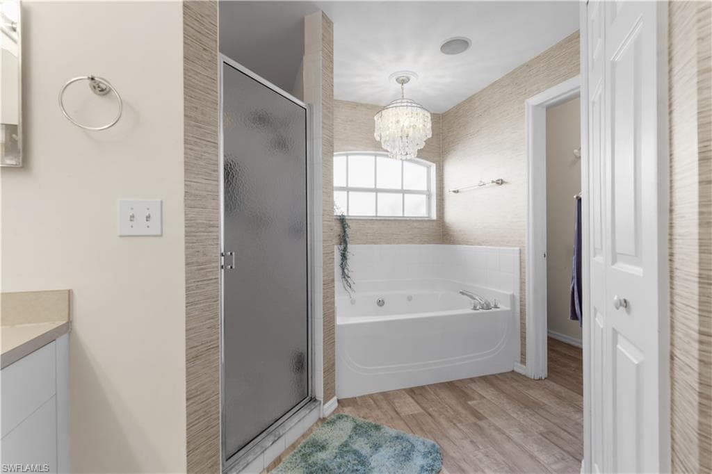 11568 Forest Mere DR, BONITA SPRINGS FL 34135-19