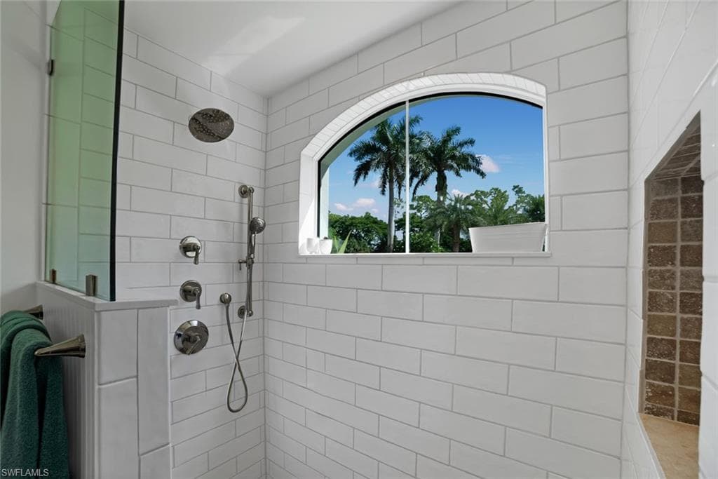 12901 Pond Apple DR E, NAPLES FL 34119-24