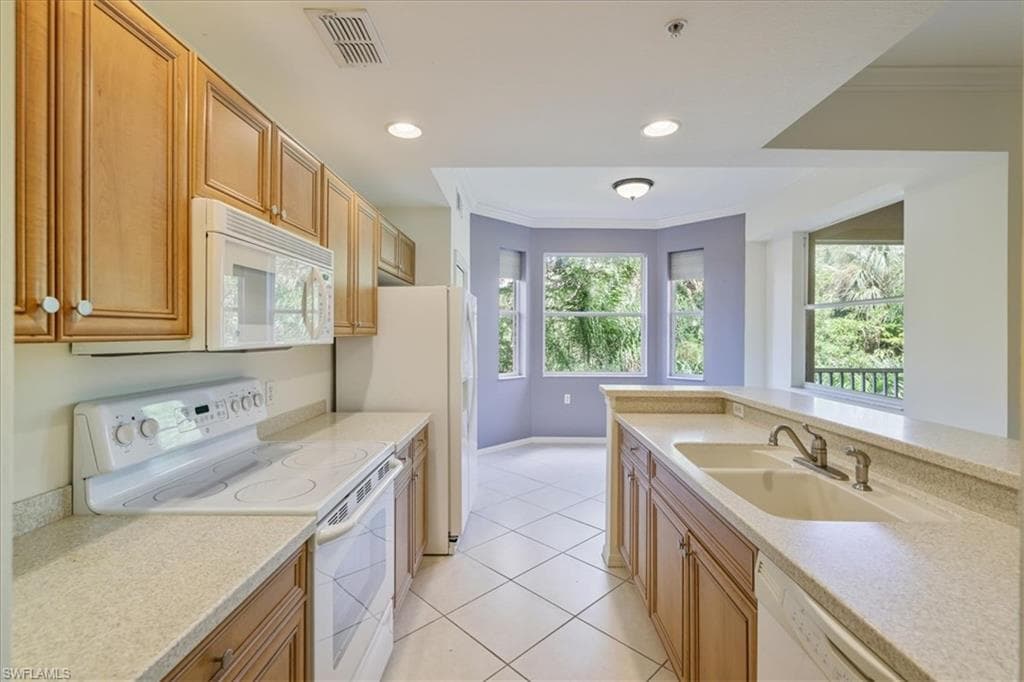 8261 Pathfinder LOOP # 738, FORT MYERS FL 33919-11