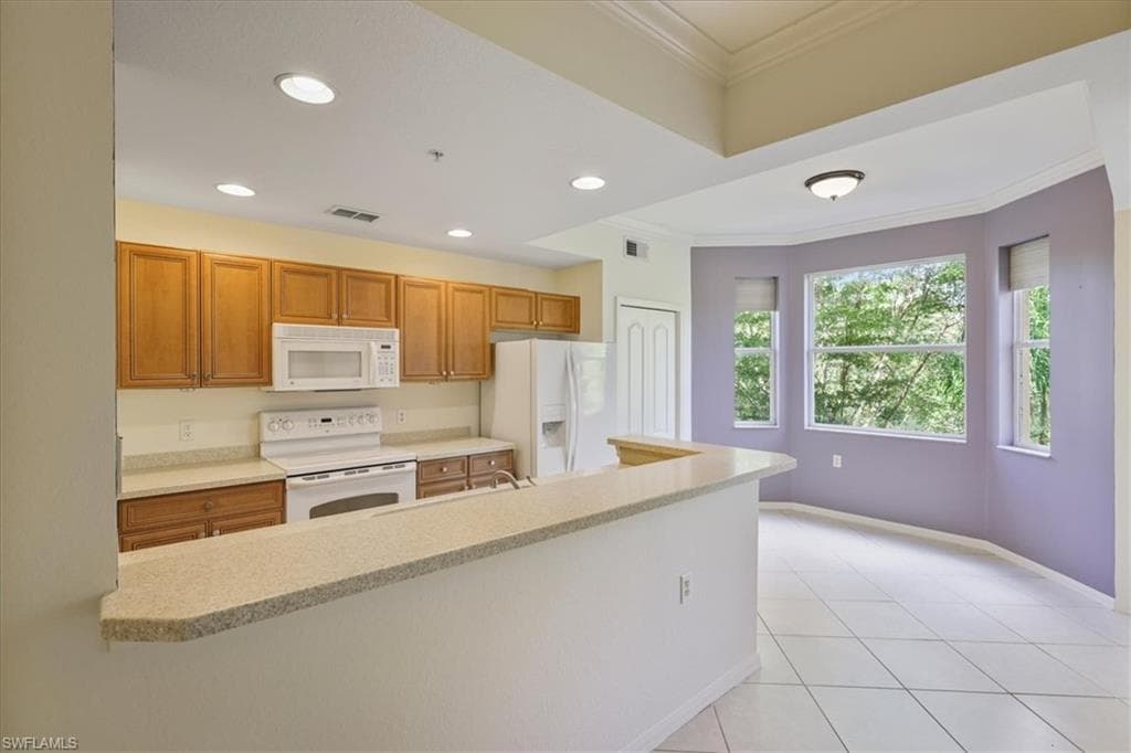 8261 Pathfinder LOOP # 738, FORT MYERS FL 33919-8