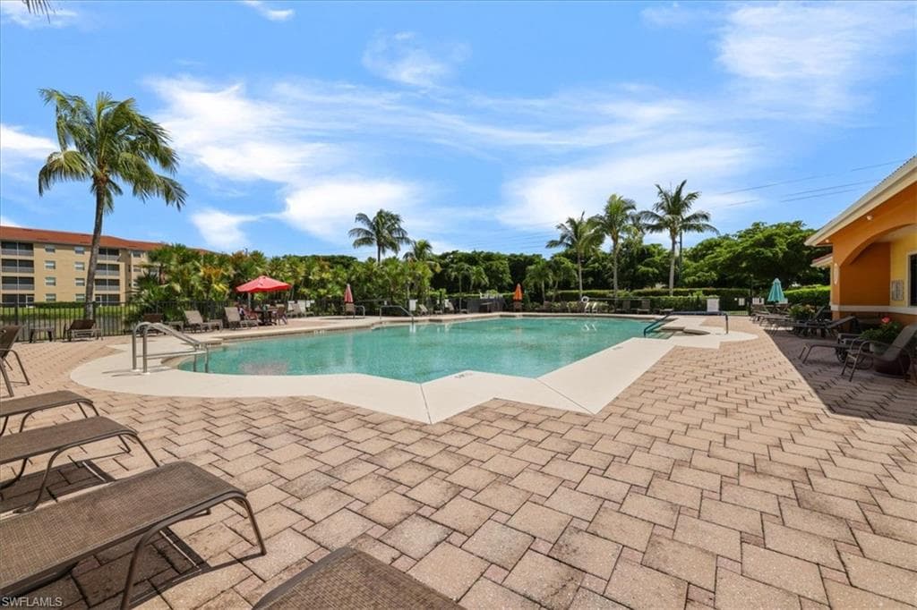 8261 Pathfinder LOOP # 738, FORT MYERS FL 33919-32