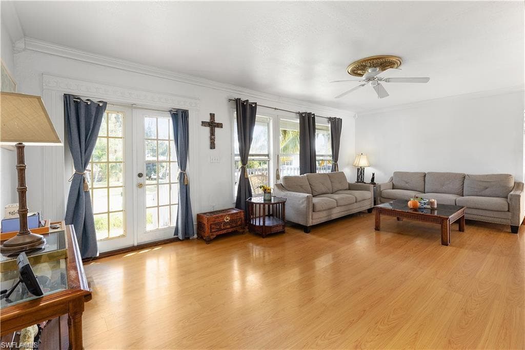 3117 Areca AVE, NAPLES FL 34112-4