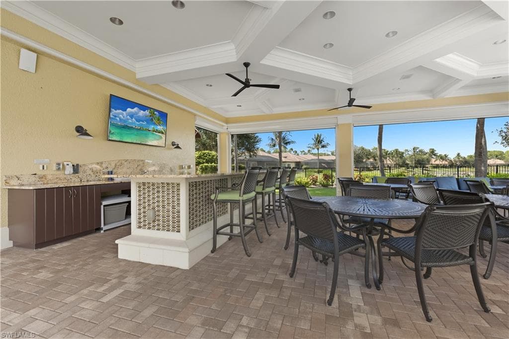 9475 Isla Bella CIR, BONITA SPRINGS FL 34135-35