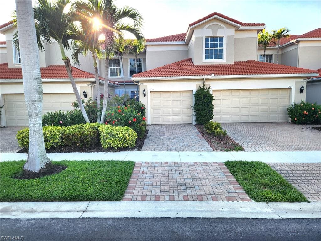 9270 Belleza WAY # 105, FORT MYERS FL 33908-24