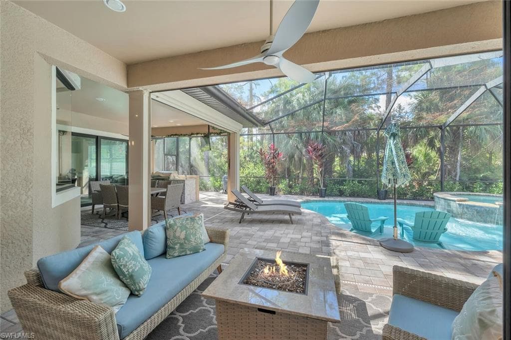 1451 Mockingbird DR, NAPLES FL 34120-31