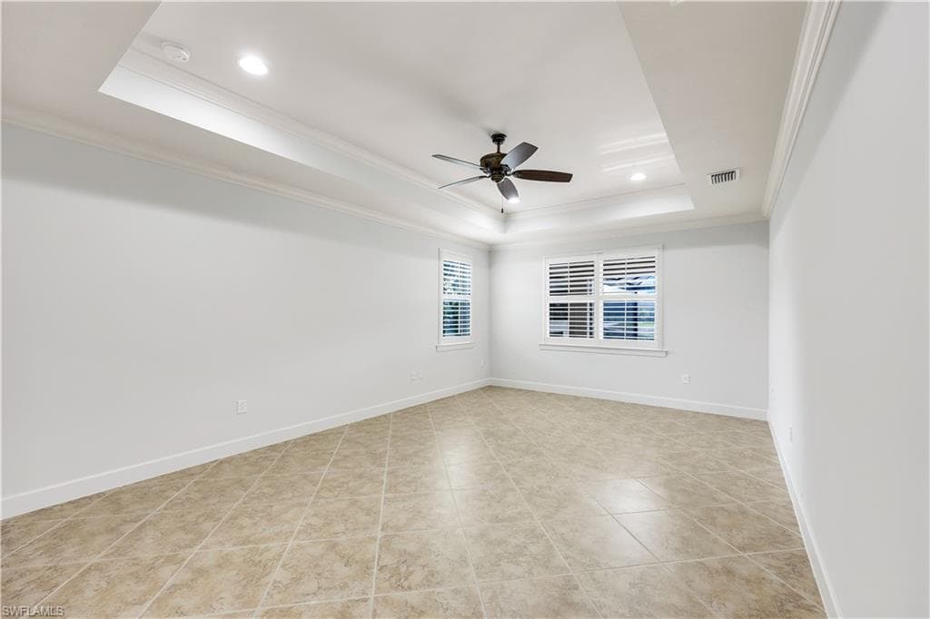 9180 Ores CIR, NAPLES FL 34120-15
