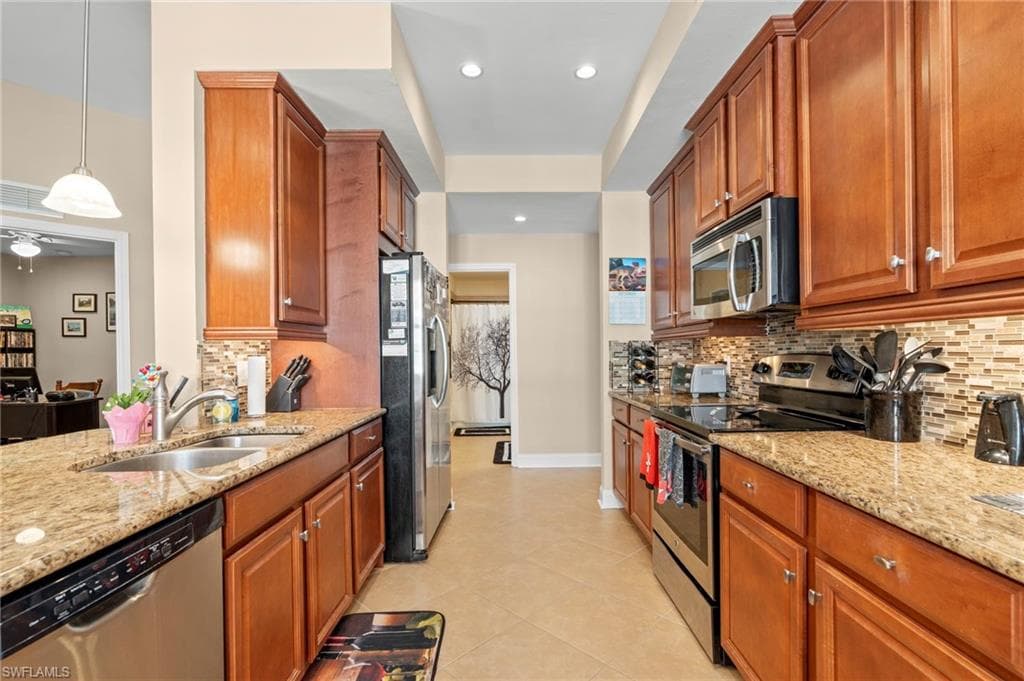 18269 Creekside Preserve LOOP # 101, FORT MYERS FL 33908-10